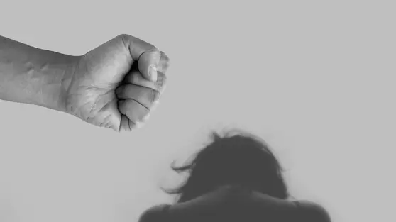 5 Doa Agar Suami Berhenti Kasar, Kembali Mesra dan Harmonis