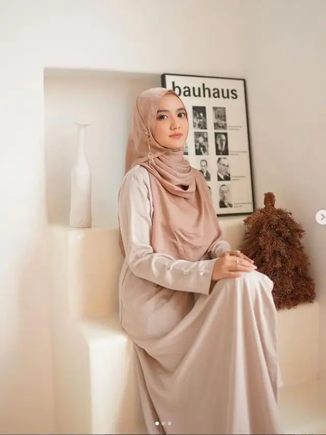 6 Potret Terbaru Wirda Mansur, Dulu Pernah Ingin Dijodohkan dengan Pangeran Mateen