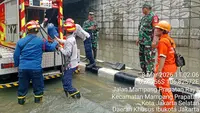 Underpass Mampang Prapatan Jaksel Kembali Normal Usai Sempat Lumpuh Akibat Banjir