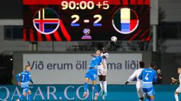 Timnas Prancis harus rela berbagi poin setelah ditahan imbang 2-2 oleh Islandia dalam laga Kualifikasi Piala Dunia 2026 yang digelar di Stadion Laugardalsvollur, Reykjavik, Selasa (14/10/2025) dini hari WIB. (AP Photo/Brynjar Gunnarsson)