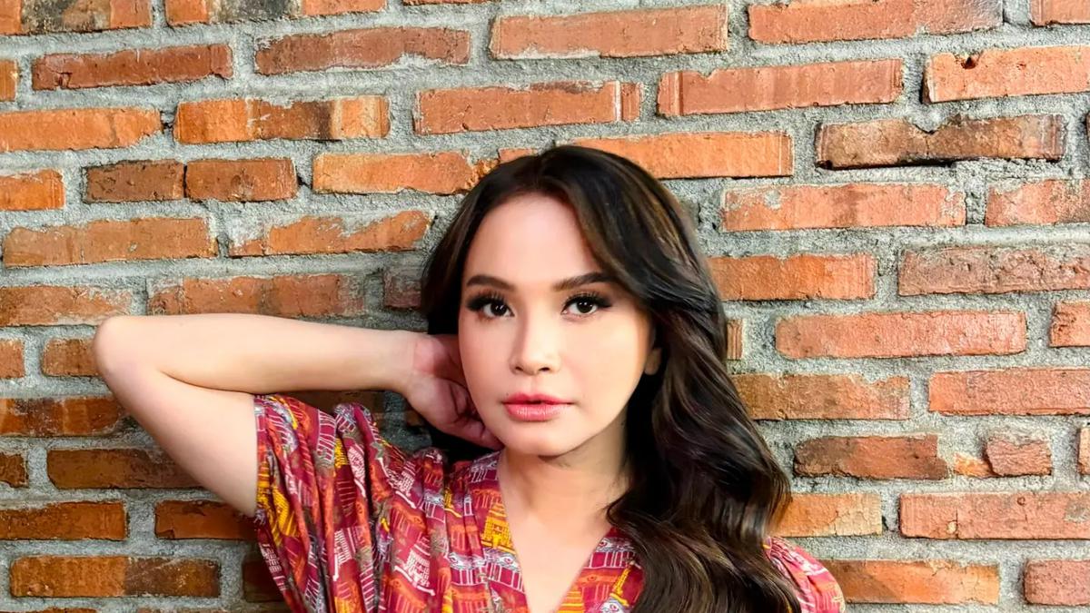 Rossa Pamer Fresh Look di Potret Terbaru Setelah Turun 4 kg