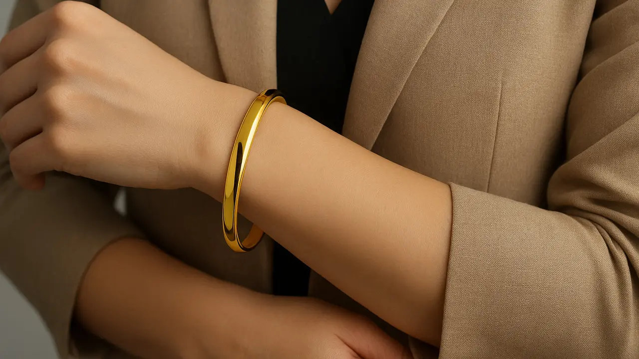 Model Gelang Emas Bangle 24 Karat Polos, Cantik untuk Semua Gaya