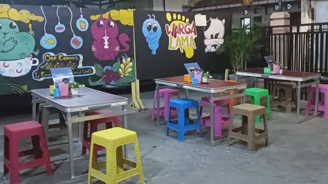 Warung Iga Kaki Lima yang telah dirintis Adinda Ardania (32), pada Agustus 2019.