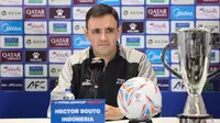 Sementara, timnas Futsal Indonesia yang sudah cetak sejarah dengan menembus babak final, memiliki hasrat kuat untuk meraih trofi pertama. Tampak dalam foto, pelatih Timnas Futsal Indonesia, Hector Souto, saat memberi keterangan terkait laga final Piala Asia 2026 di Indonesia Arena, Kompleks Gelora Bung Karno, Senayan, Jakarta, Jumat (6/2/2026). (Bola.com/M Iqbal Ichsan)