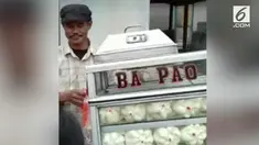 Seorang tukang bakpao memiliki bakat terpendam. Ia memiliki suara aduhai dan goyang gemulai yang buat warganet tercengang.