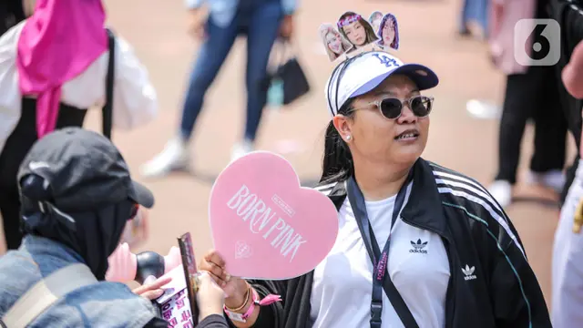 Konser BLACKPINK Jakarta, Ribuan Fans Padati Kawasan GBK