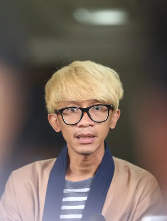 Hal berbeda diungkapkan oleh perempuan yang dinikahi Aming sejak Juni 2016 silam. Melihat sang suami ngotot mengakhiri hubungannya, Evelyn hanya bisa pasrah dan menunggu mukjizat. (Nurwahyunan/Bintang.com)