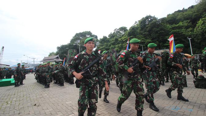 TNI meningkatkan pengamanan di sepanjang perbatasan Indonesia – Malaysia. (/Abelda Gunawan)