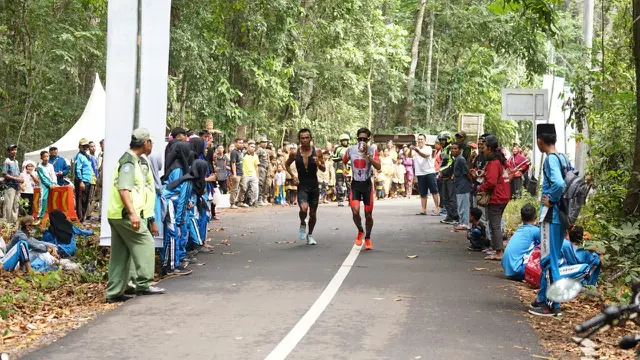 Serunya Banyuwangi Savana Duathlon di Hutan Cagar Biosfer Dunia 