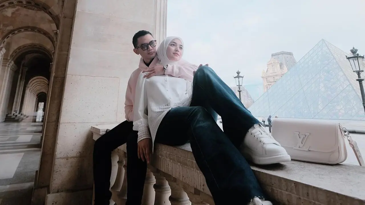 Citra Kirana dan Rezky Aditya selalu tampil mesra