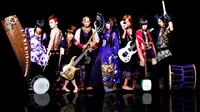 Salah satu grup musik Jepang yang mengusung aliran rock dan etnik, Wagakki Band telah merilis album kedua dengan lagu-lagu asli.