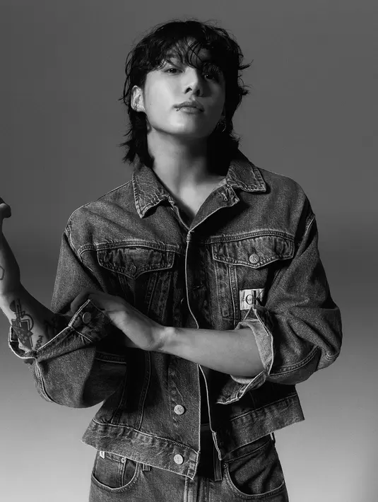 <p>Jungkook BTS jadi bintang iklan Calvin Klein. (Twitter/ CalvinKlein, Foto: Park Jong Ha )</p>