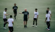 Johnny Jansen Fokus Matangkan Strategi Jelang Bali United Vs Sabah FC di Dewata Challenge Series 2026