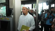 Kepolisian Resort Bogor, menetapkan 34 orang sebagai tersangka dalam kasus penyerangan kepala keamanan Masjid Bukit Az Zikra, Faisal Karim, di kompleks Perumahan Bukit Az Zikra Sentul, Kecamatan Babakanmadang, Bogor.