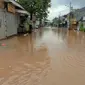 Perumahan Vila Nusa Indah, Gunung Putri, Bogor, Jawa Baraat kembali terendam banjir, Selasa (25/2/2020) pagi. (Liputan6.com/Achmad Sudarno)