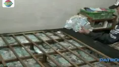 Tim Reserse Kriminal Umum Polda Sumatera Utara menggrebeg rumah yang dijadikan pabrik pembuatan SIM palsu.