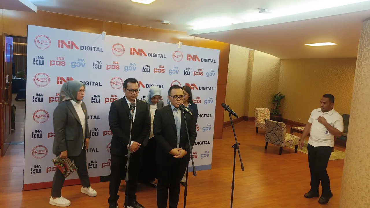 Pemerintah melalui Kementerian PANRB melakukan perilisan secara terbatas tahap pertama layanan digital INApas, INAku, dan INAgov