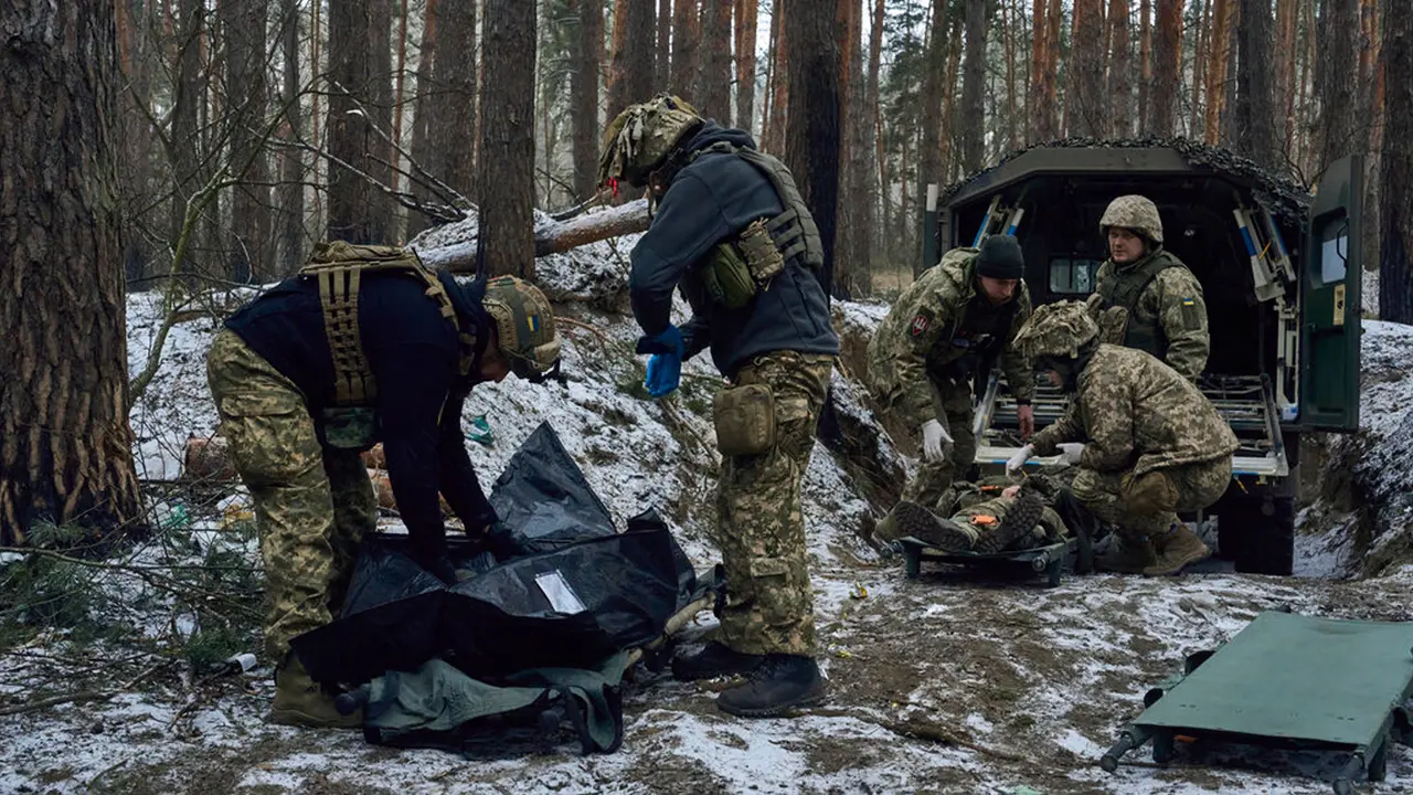 Perjuangan Tentara Medis Militer Ukraina di Medan Pertempuran Melawan Rusia
