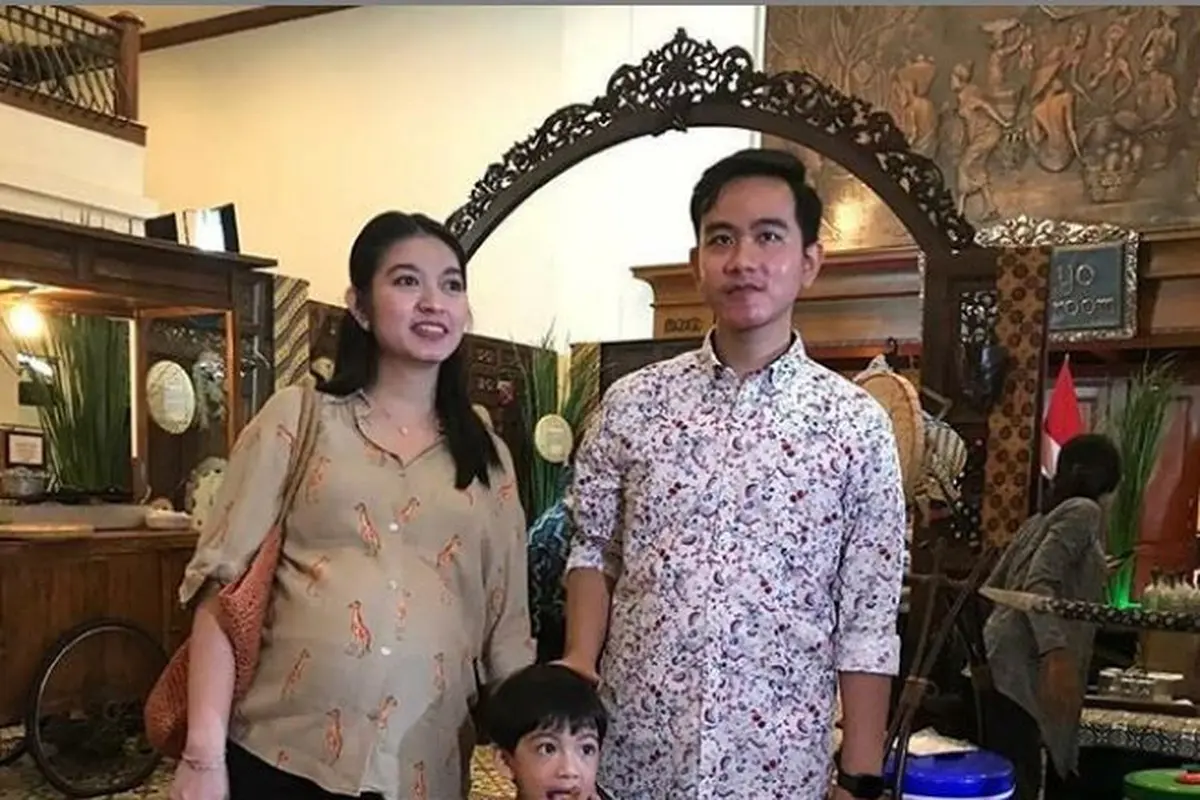 Selvi Ananda, menantu Jokowi, yang merupakan istri Gibran Rakabuming Raka (Foto: Instagram/@janethesss)