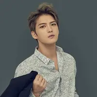 Jaejoong kini sudah kembali ke dunia hiburan setelah menyelesaikan tugas wajib militernya. Kini ia bermain dalam sebuah drama dan menjadi DJ radio di Jepang. (Foto: Soompi.com)