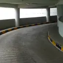 Hindari Kesalahan Ini Saat Masuk Gedung Parkir Bertingkat