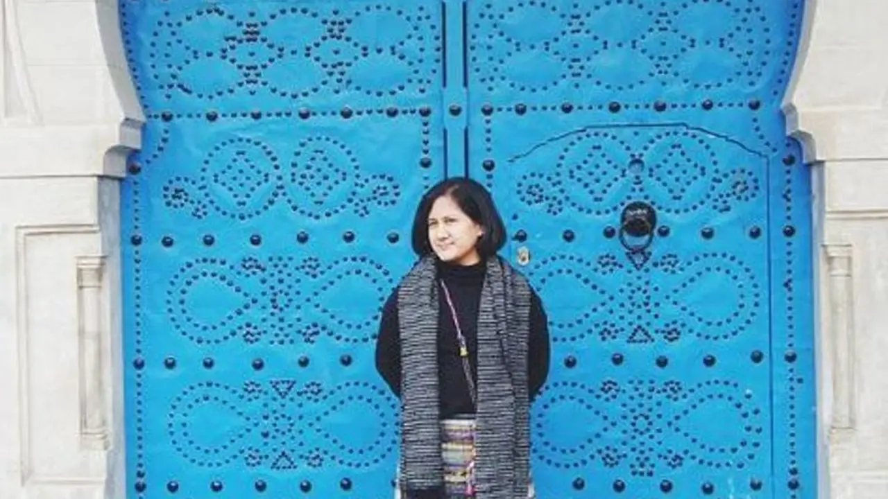 Amanda Indah Lestari Ingin Lekat Tetap Hidup