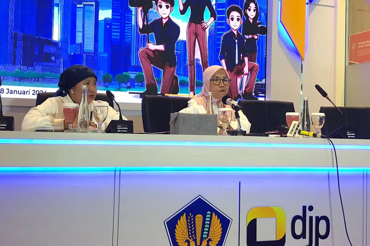 Direktur Penyuluhan, Pelayanan, dan Hubungan Masyarakat Direktorat Jenderal Pajak (DJP) Kementerian Keuangan Dwi Astuti, dalam media briefing Update Kebijakan Perpajakan Terkini, di Kantor DJP, Senin (8/1/2024). (Tira/Liputan6.com)