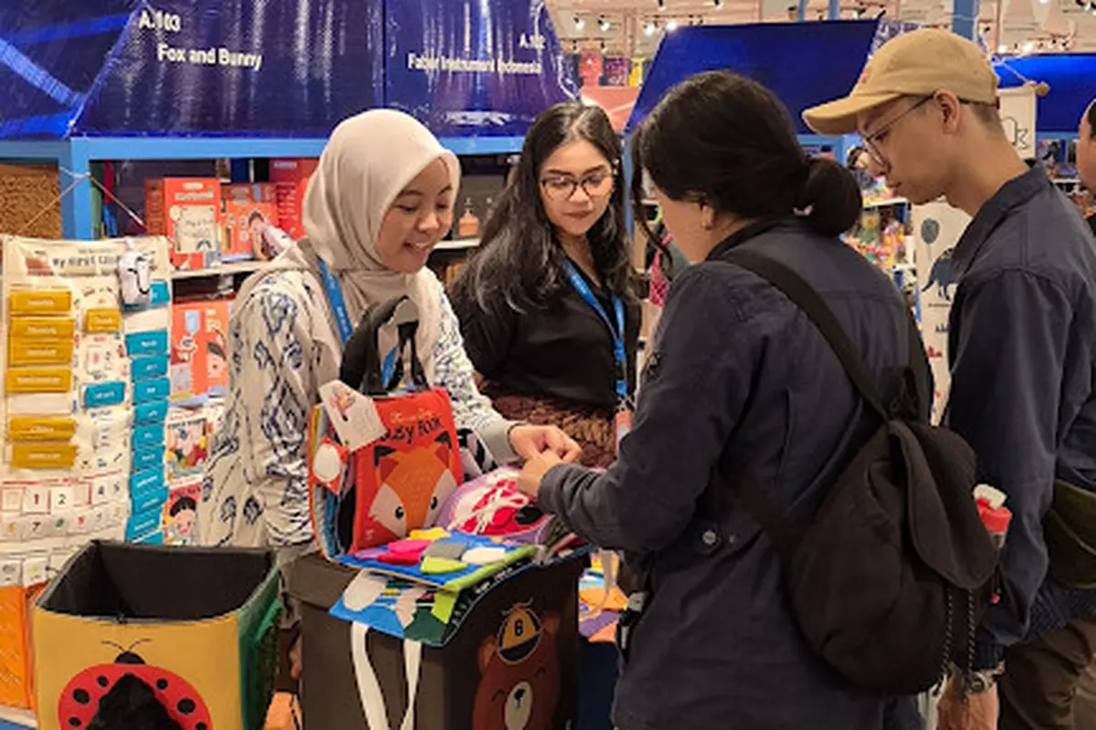 Cerita Fox and Bunny, Mainan Edukasi yang Lahir dari Fenomena Anak Kecanduan Gadget