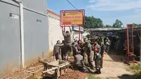 Satpol PP Depok Segel Perumahan di Lahan Bekas Setu Gugur