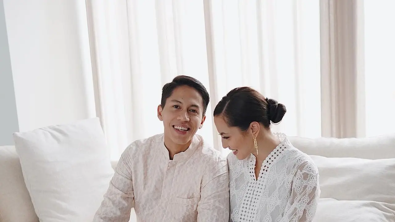 7 Momen Pevita Pearce di Pengajian dan Pernikahan Adik Arsyah Rasyid, Serasi