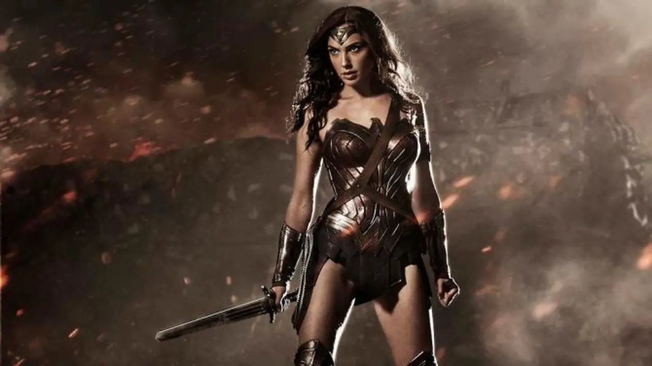 3 Aktris Seksi Lintas Generasi di Batman v Superman