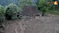 [VIDEO] 19 Jam Terperangkap Longsor, 1 Warga Kudus Selamat