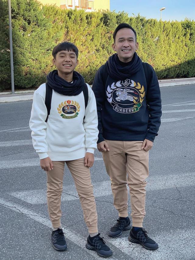 [Fimela] Liburan Keluarga Ruben Onsu di Italia