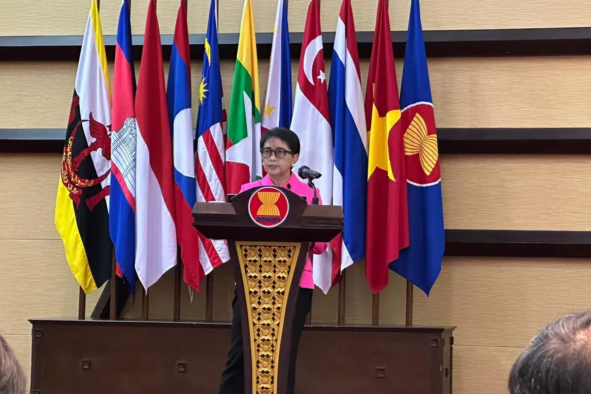 Menteri Luar Negeri RI Retno Marsudi dalam acara ASEAN Media Forum ke-7 di Kantor Sekretariat ASEAN, Jakarta, Selasa (31/10/2023). (Liputan6/Benedikta Miranti)