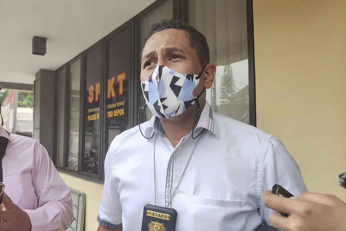 Kasat Reskrim Polres Metro Depok, AKBP Yogen Heroes Baruno saat dikonfirmasi di Polres Metro Depok. (Liputan6.com/Dicky Agung Prihanto)