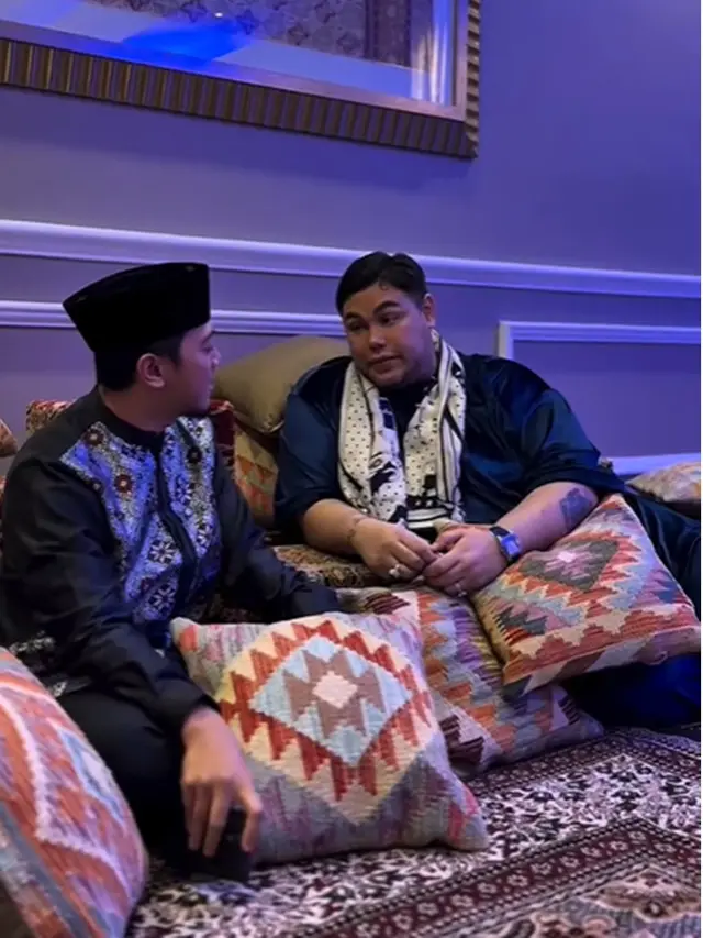 6 Potret Walimatus Safar Ivan Gunawan Jelang Berangkat Haji, Penuh Haru dan Doa