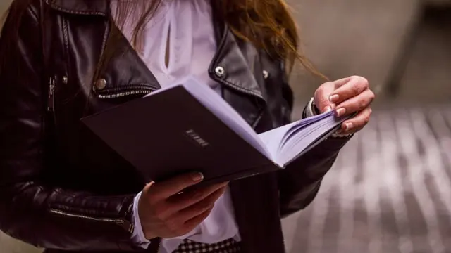 Ilustrasi jaket kulit