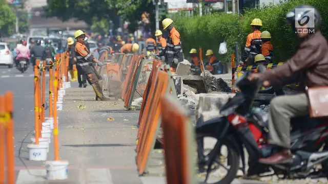 Trotoar Taman Ismail Marzuki - Jalan Diponegoro Mulai Direvitalisasi
