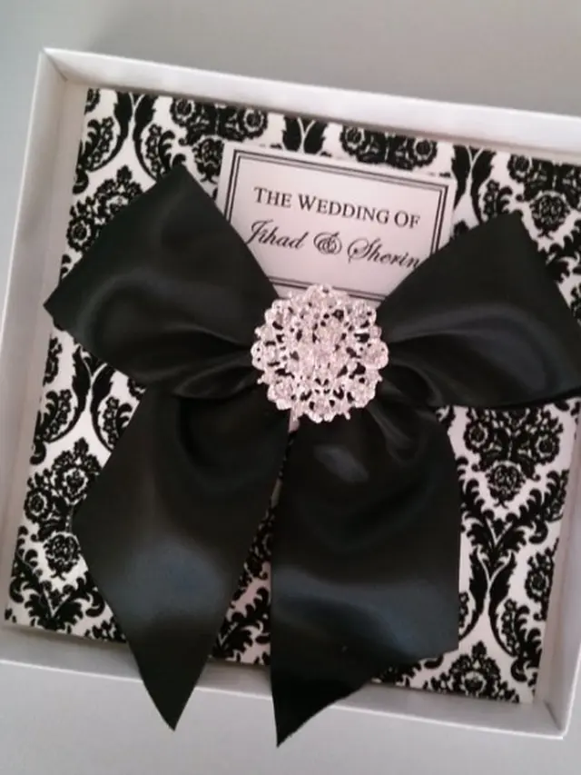 Undangan pernikahan/undanganterbaru.com