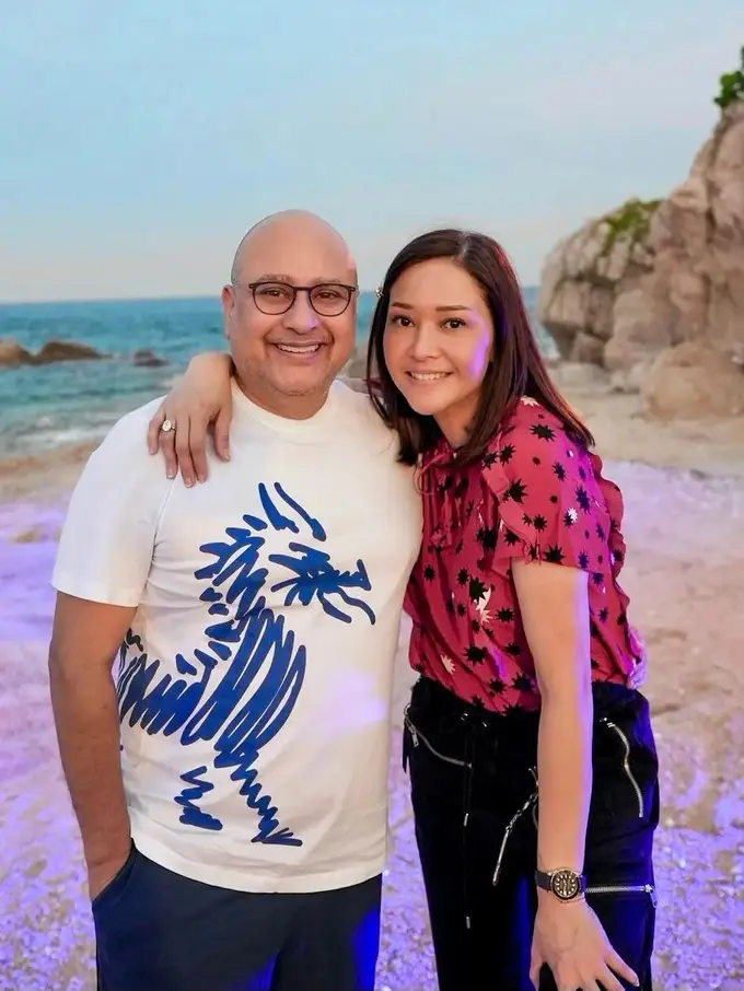 Tampil Mesra, Ini 6 Potret Liburan Maia Estianty dan Irwan Mussry ke Meksiko