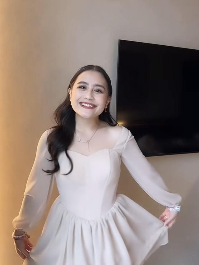 Prilly Latuconsina nonton konser Taylor Swift di Singapura