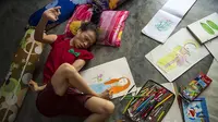 Wanita Berkebutuhan Khusus Ini Gunakan Kaki untuk Melukis, Alasannya Bikin Haru