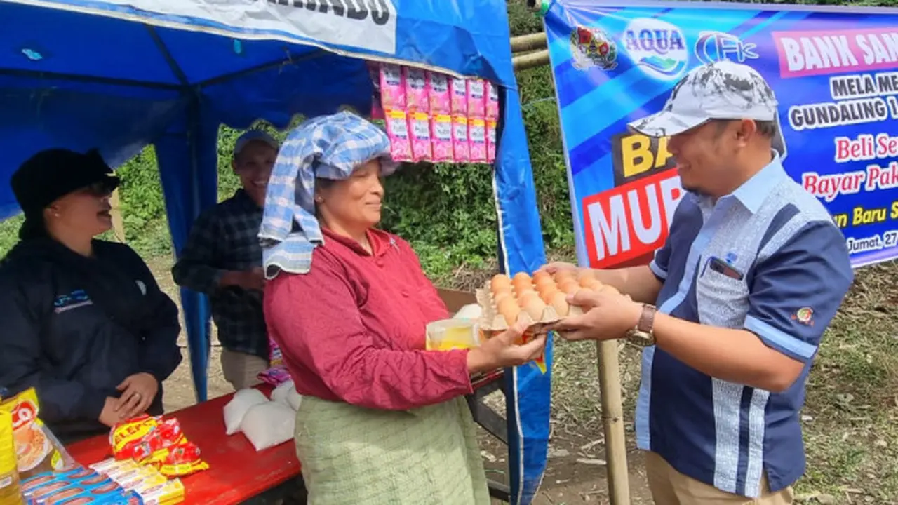 Beli Sembako seperti Minyak Goreng, Beras, dan Gula dengan Harga yang Hanya Separuh Bila Menukarnya dengan Sampah (Foto: Istimewa)