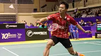 Tunggal putra Indonesia Ihsan Maulana Mustofa lolos ke perempat final Macau Open Grand Prix Gold 2015, Kamis (26/11/2015). (Liputan6.com/Humas PP PBSI)