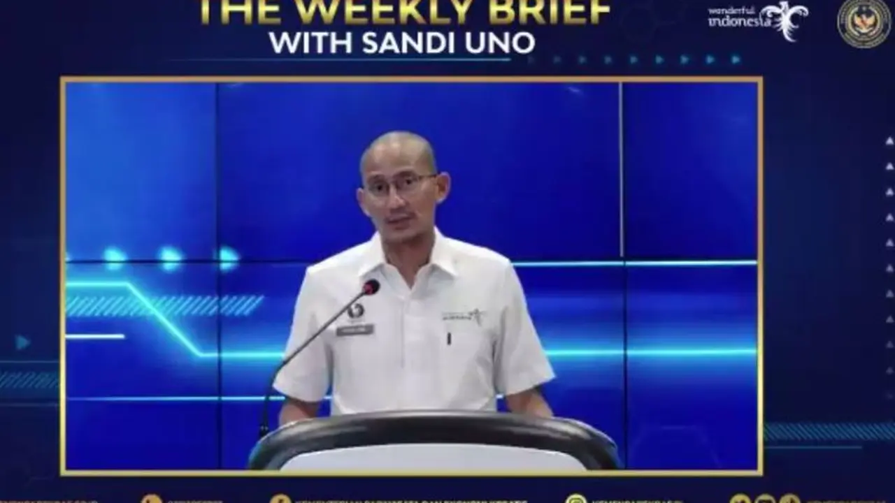 Menparekraf Sandiaga Uno di The Weekly Brief with Sandi Uno