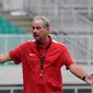 Pelatih Timnas Indonesia Alfred Riedl (Liputan6.com / Helmi Fithriansyah)