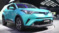 Mengaspal Pekan Depan, Berapa Harga Toyota C-HR Hybrid?