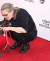 Kepergian Carrie Fisher meninggalkan luka untuk orang-orang tercintanya, seperti anak, keluarga dan para sahabatnya. Tak kalah, Gary sang anjing peliharaan Carrie pun sedih ditinggal untuk selamanya. (AFP/Bintang.com)