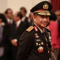 Kapolri yang baru Tito Karnavian memberikan senyum sebelum pelantikan Kapolri di Istana Negara, Jakarta, Rabu (13/7).  Tito Karnavian resmi menjadi Kapolri menggantikan Jenderal Badrodin Haiti. (Liputan6.com/Faizal Fanani)