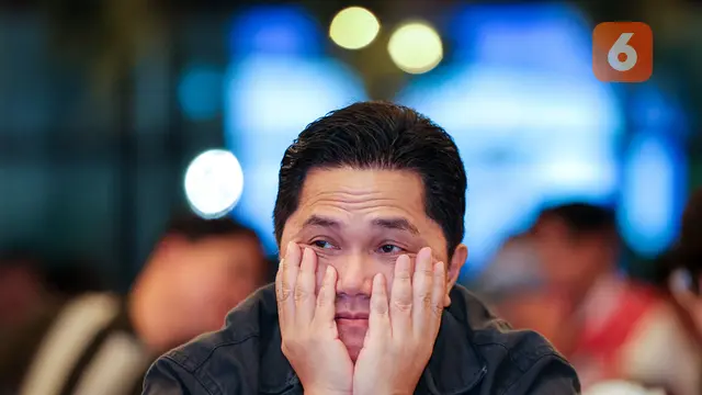 Foto: Ragam Ekspresi Ketua Umum PSSI Erick Thohir saat Nobar Timnas Indonesia Vs Irak di Piala Asia 2023